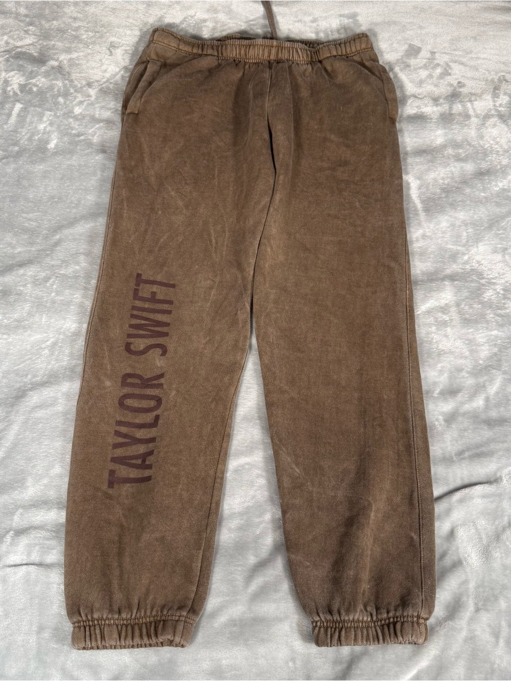 Taylor Swift Jogger Pants Adult Large 32” Tapered Fit Dyed Brown